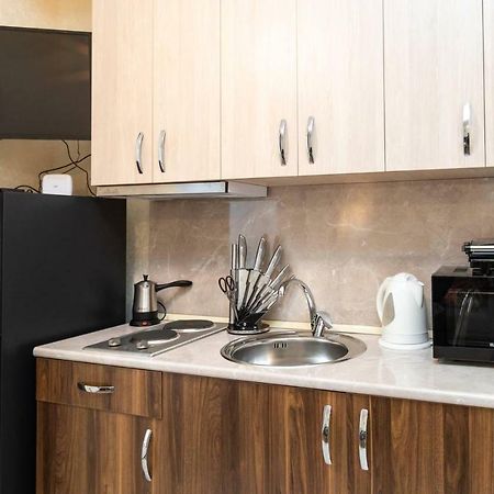 Wehost Stylish Apartment In Old ティビリシ エクステリア 写真